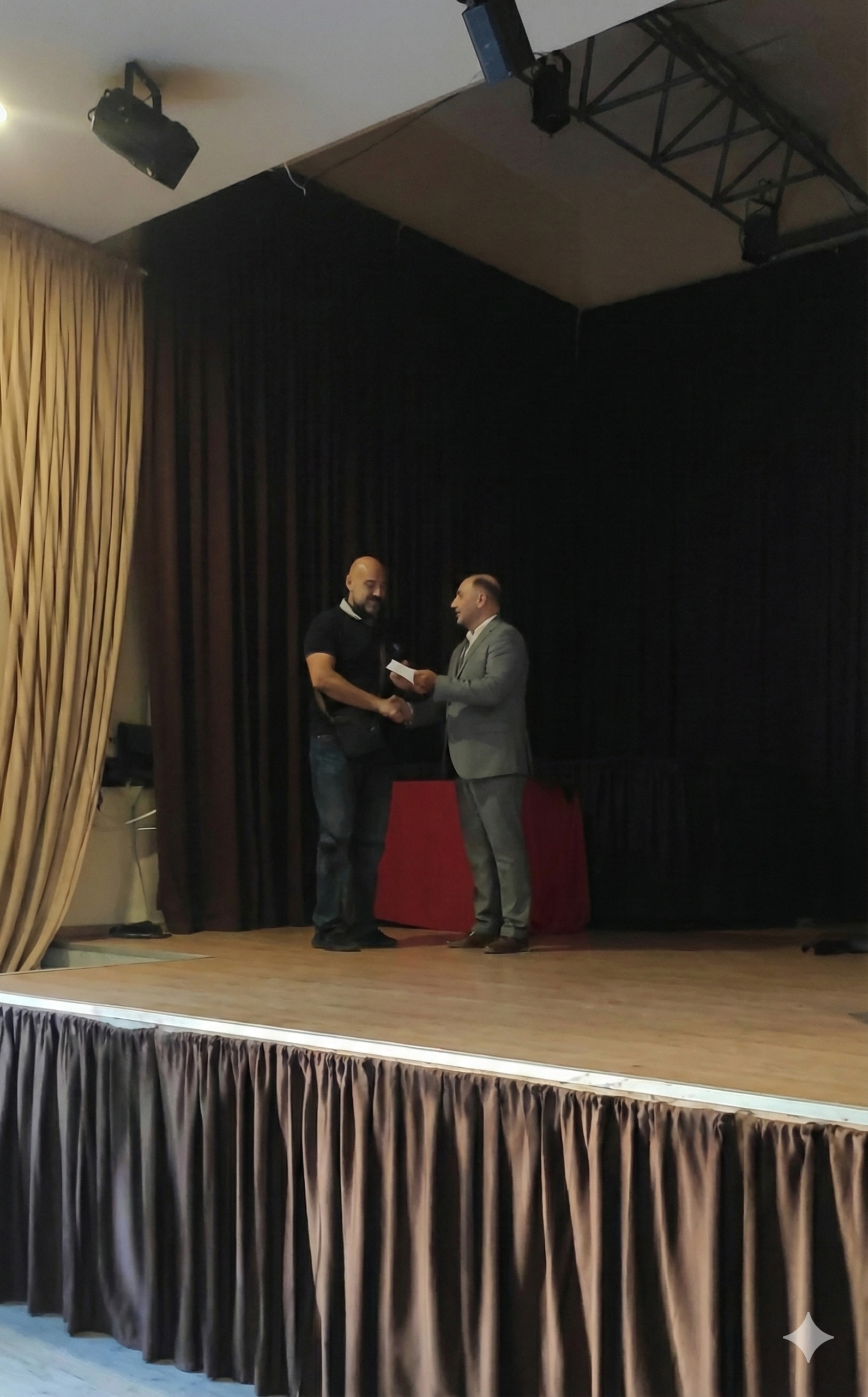 Gemini_Generated_Image_53ezlf53ezlf53ez